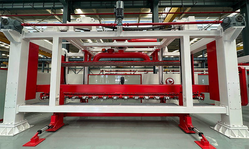 Křížový řezací stroj